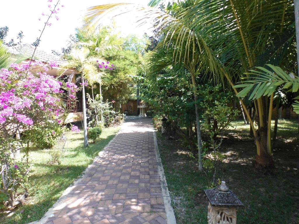 Finca-Marina Rayong Exteriör bild