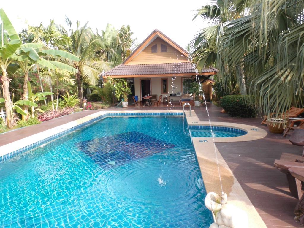 Finca-Marina Rayong Exteriör bild